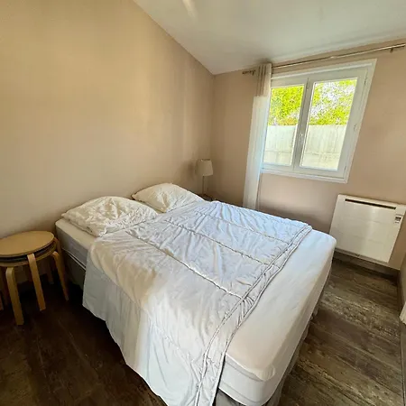 T2 Equipe Proche Des Chateaux Du Medoc Et De La Cote Atlantique